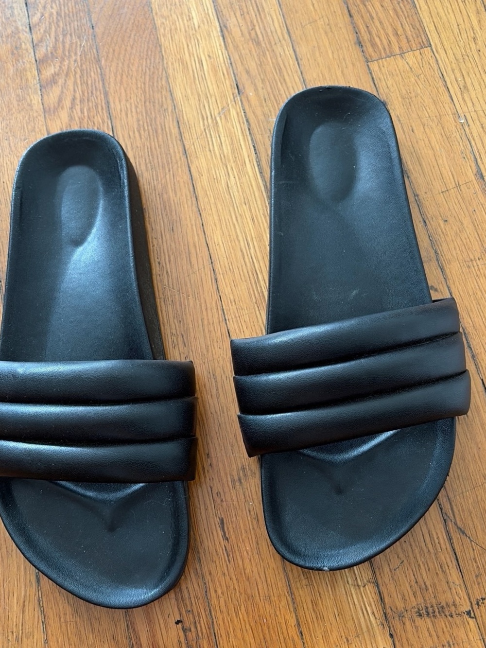 Beatrice Valenzuela Black Padded Three-Band Slide Sandals